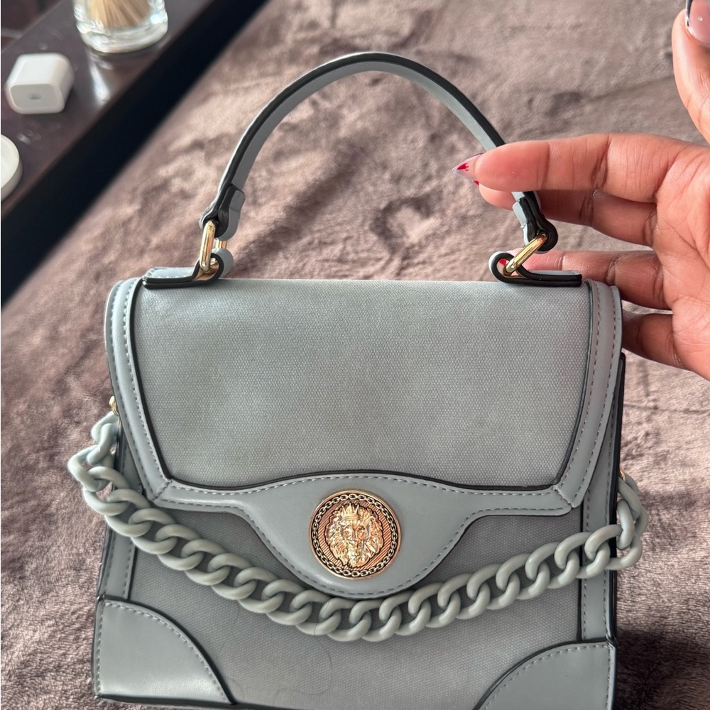 Elegant Gray Handbag with Chain Detail